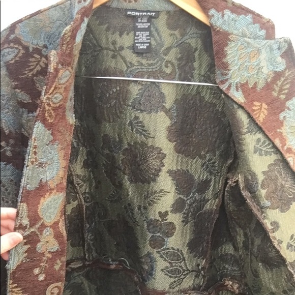 Women’s Vintage Structured Tapestry Jacket - Picture 9 of 9